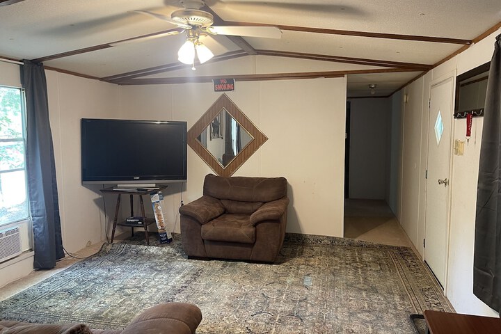 Room 13 of 24