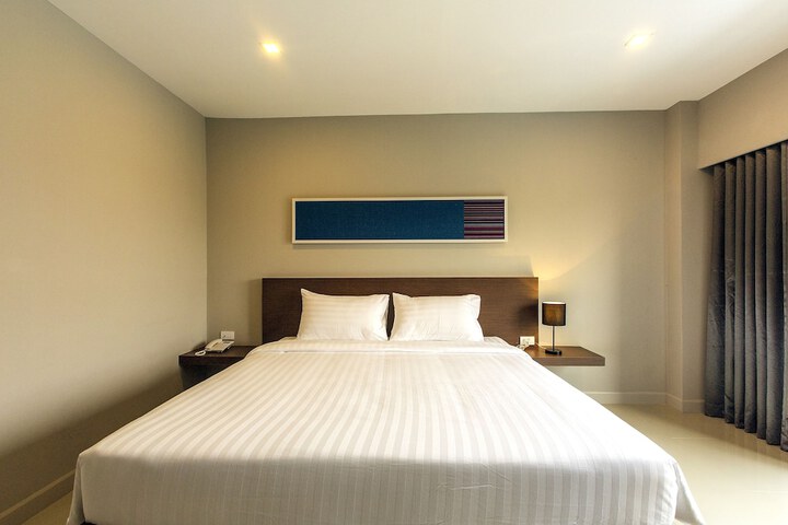Room 5 of 46