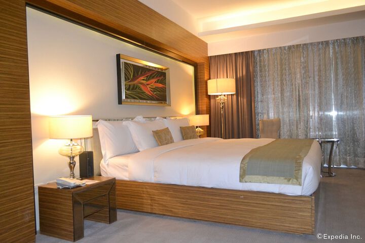 Room 10 of 40