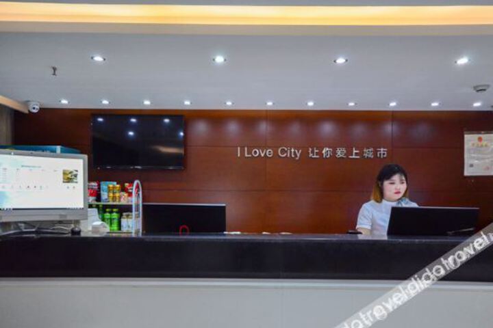 Hotel Interior 16 of 23
