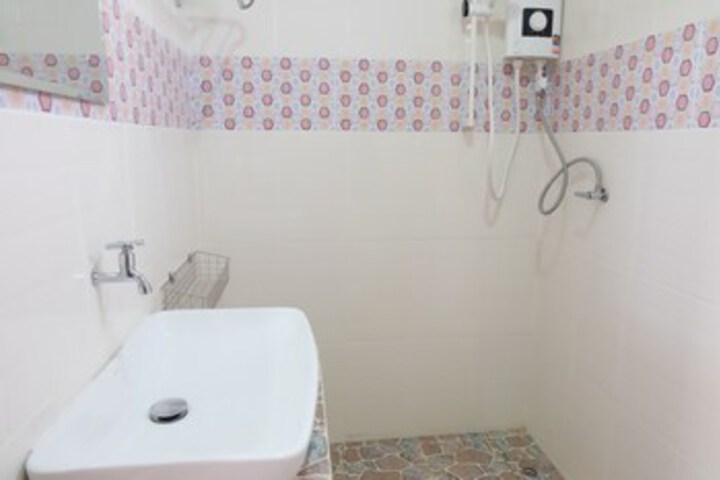 Room 4 of 22
