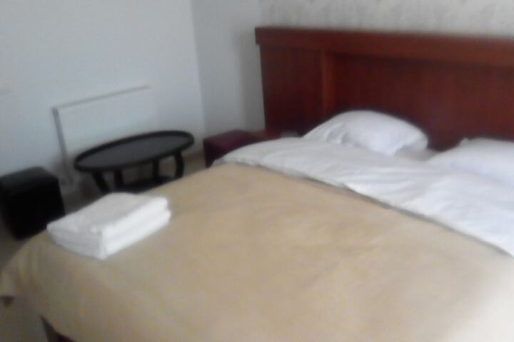 Room 3 of 15