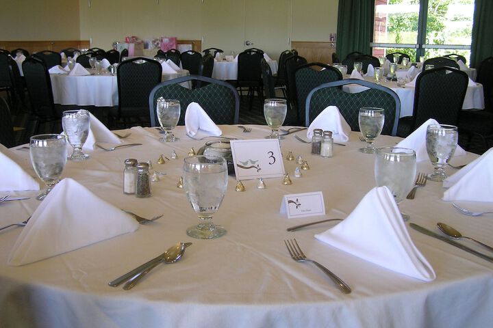 Ballroom/Hall 121 of 191