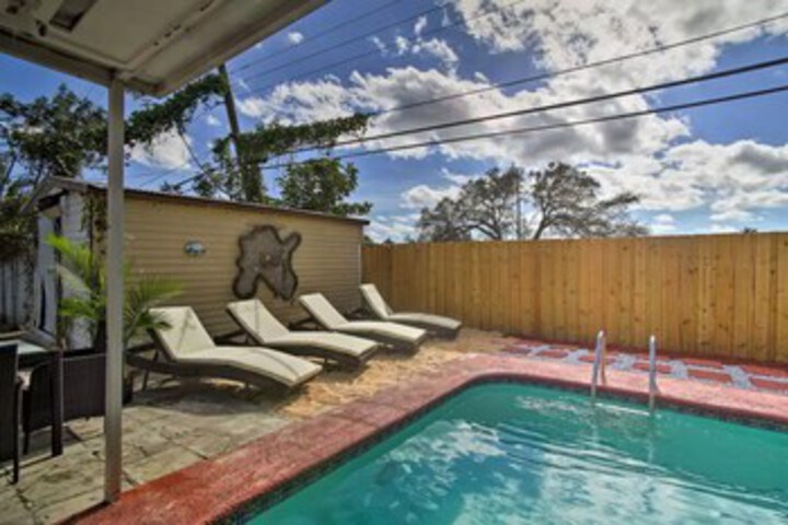 Pool 7 of 27