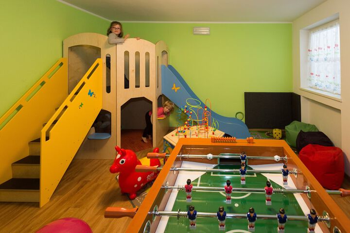 Childrens Activities 38 of 57