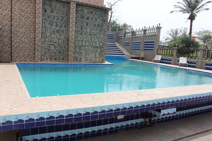Pool 42 of 56