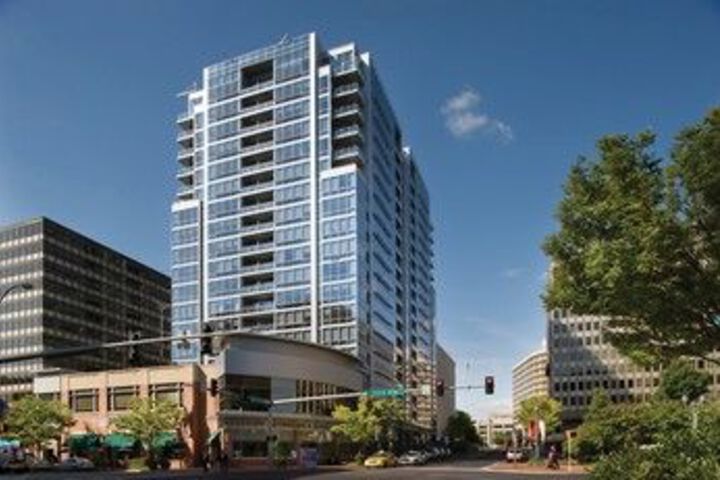 Image of Global Luxury Suites at Crystal City Shops