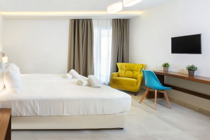 Room 25 of 101