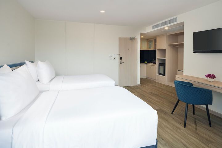 Room 43 of 97