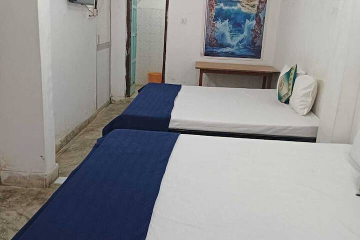 Room 21 of 69