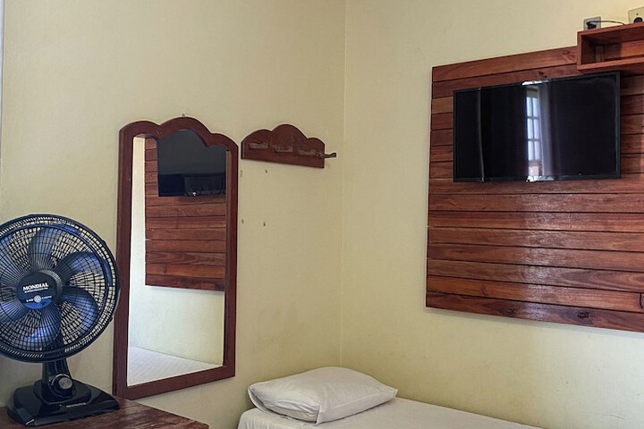 Room 35 of 130