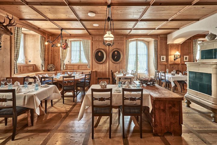 Dining 98 of 129