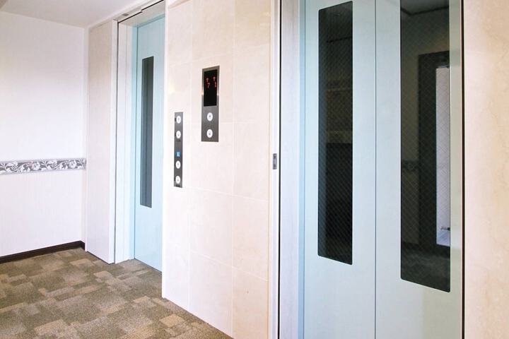 Elevator