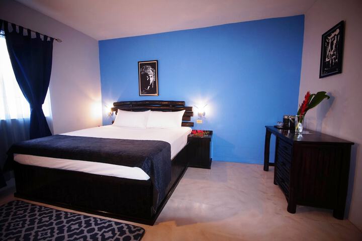 Room 5 of 39