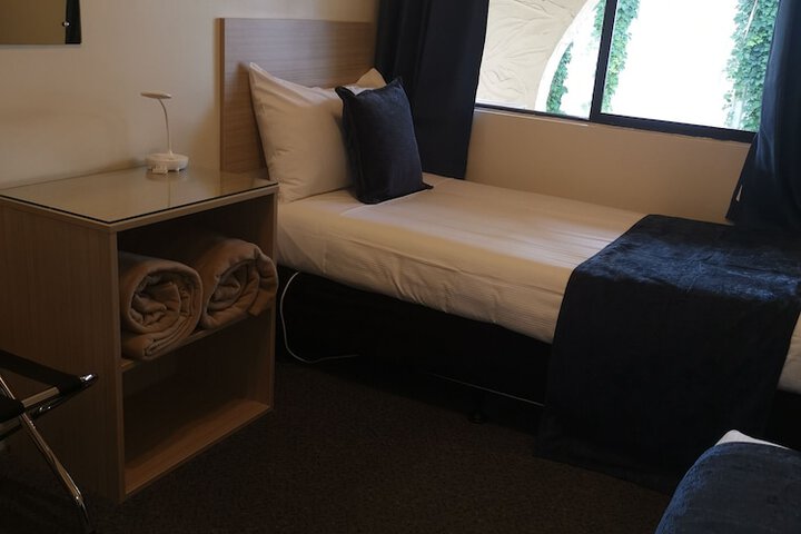 Room 22 of 58