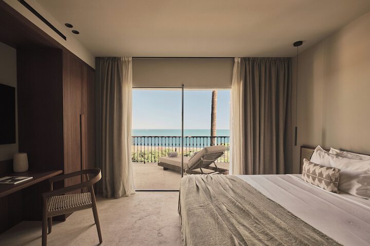 Room 45 of 225