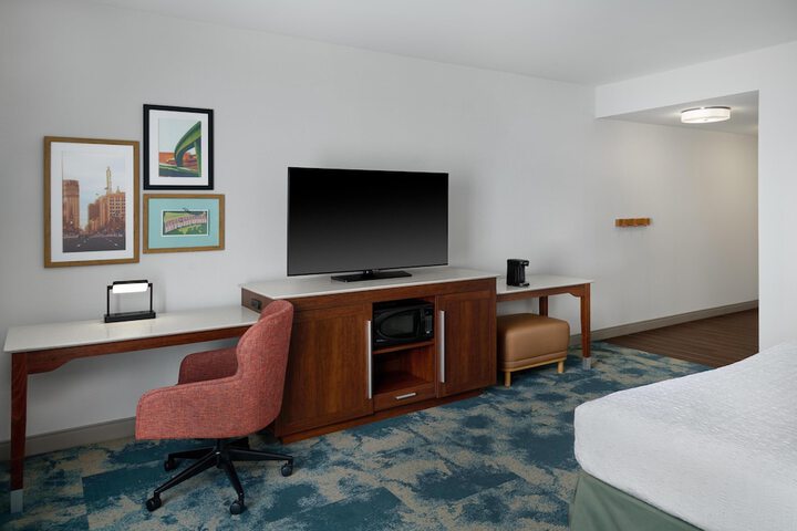 Room 19 of 46