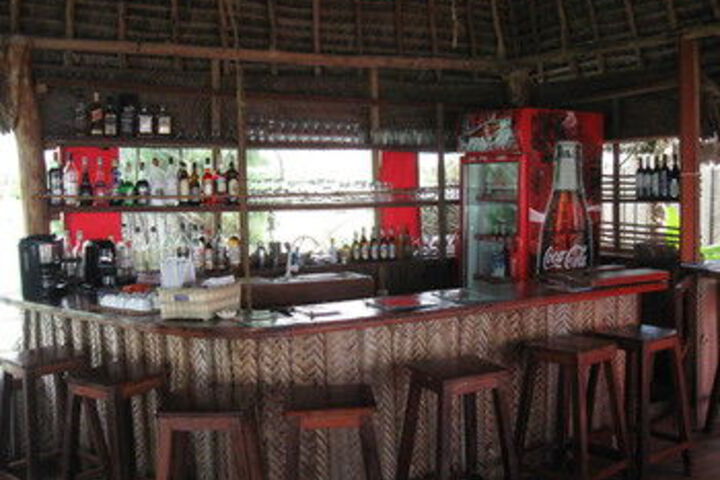 Lounge 41 of 63
