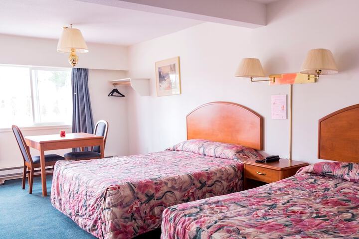 Room 4 of 20