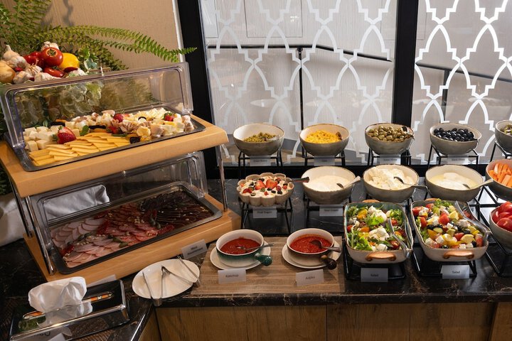 Dining 114 of 129