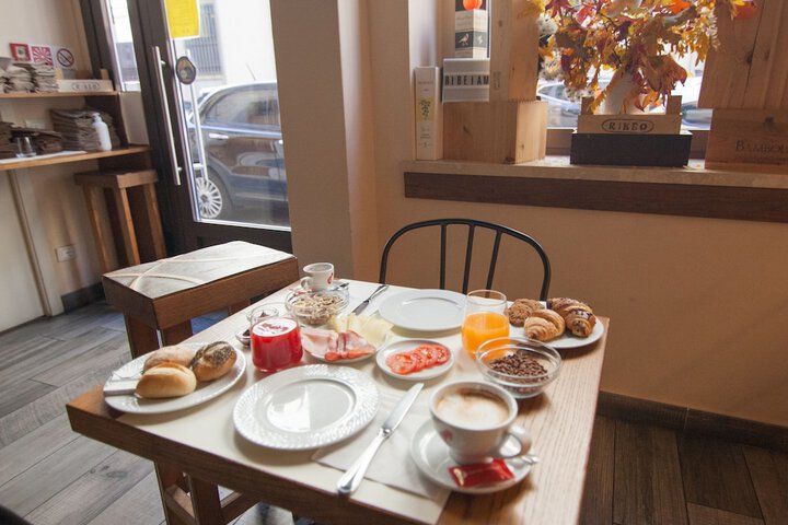 Breakfast/Coffee Service 78 of 90