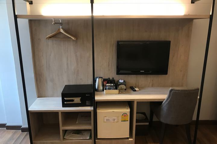 Room 41 of 63