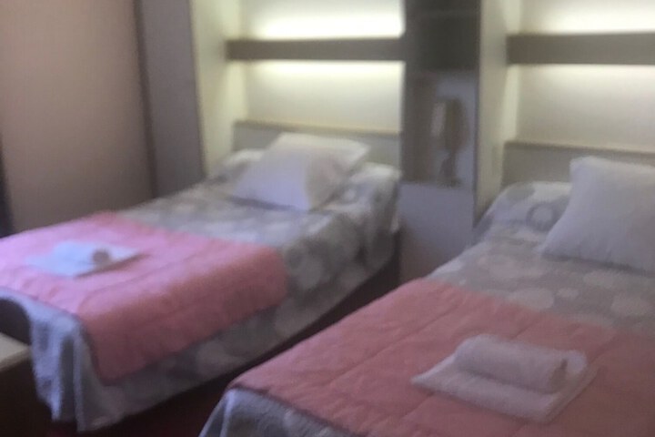 Room 15 of 48