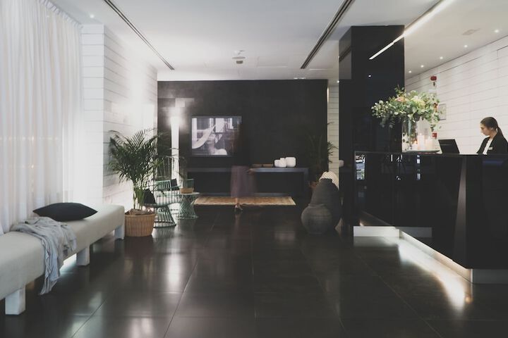 Hotel Interior 6 of 73