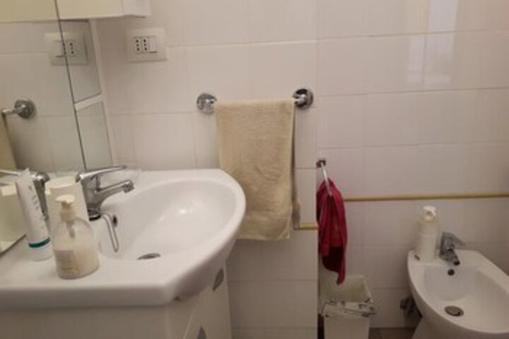 Room 3 of 13