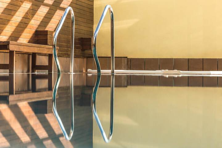 Hotel with Pool