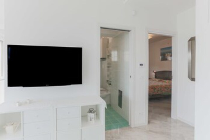 Room 17 of 20