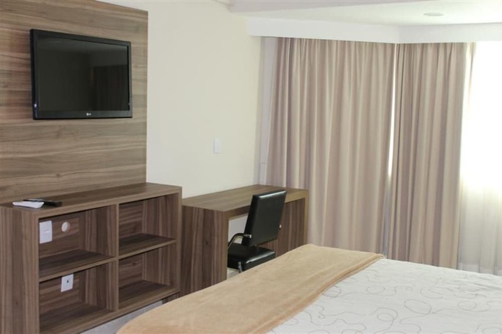 Room 18 of 42