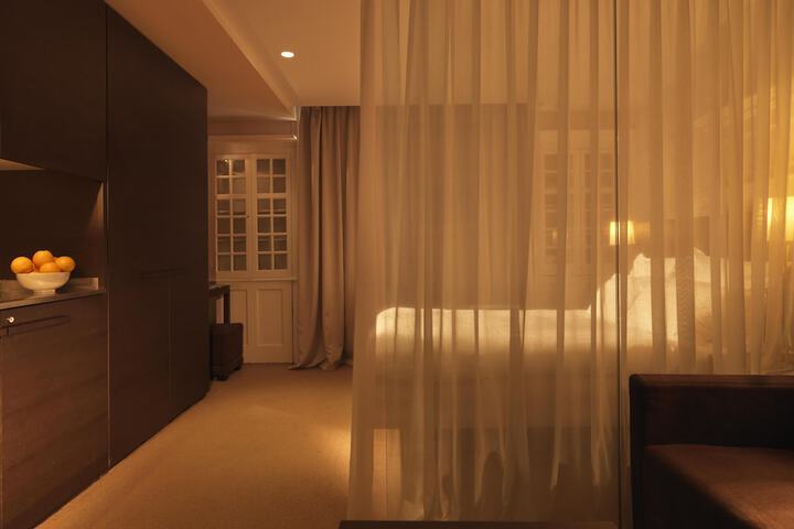 Room 21 of 29