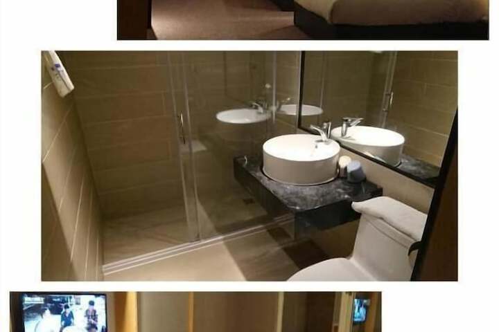 Room 34 of 49