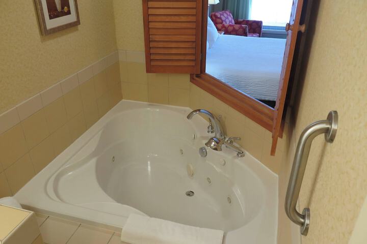 Room 7 of 29