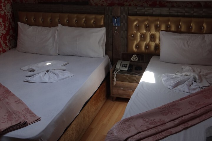 Room 18 of 36