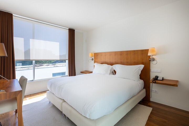 Room 28 of 188