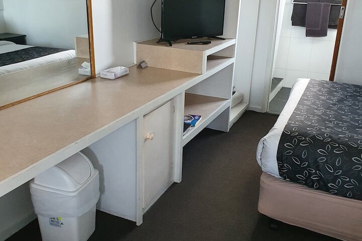 Room 19 of 42