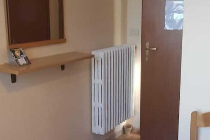 Room 10 of 23
