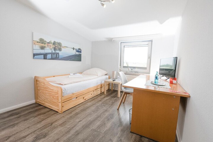 Room 8 of 59