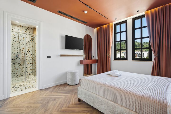 Room 42 of 109