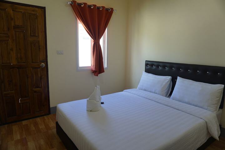 Room 9 of 21