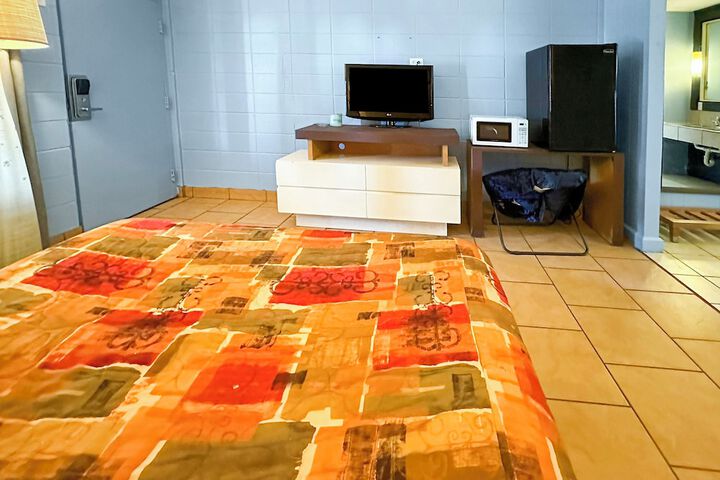 Family Room with 2 Double Beds (3 of 8)
