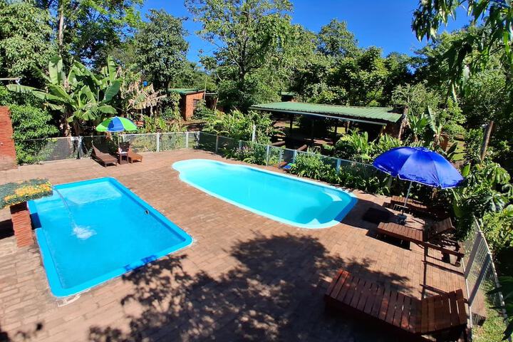 Pool 39 of 60