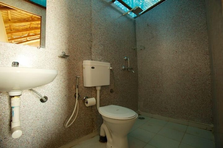 Room 14 of 28