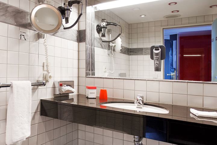 Bathroom Interior Photo