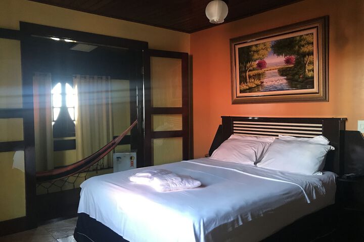 Room 3 of 42