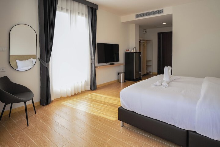 Room 11 of 50