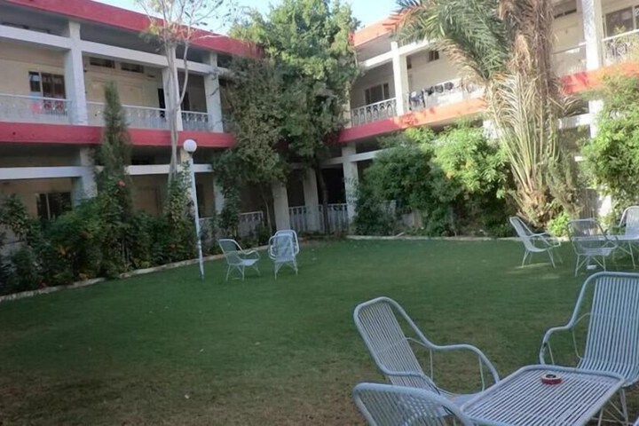 Hotel 6 of 15