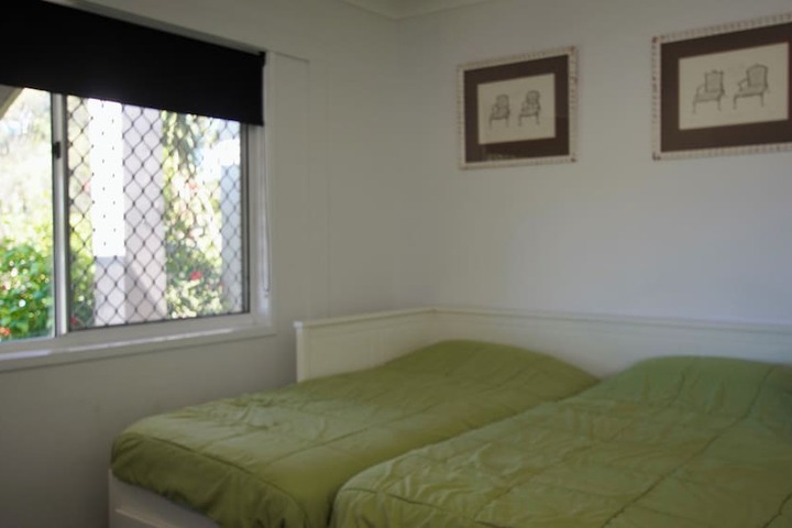 Room 16 of 36